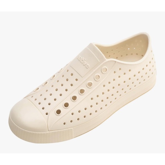 Native Women's Jefferson Metallic Gold Slip-On Comfort Sneakers Size 9M - Picture 1 of 10
